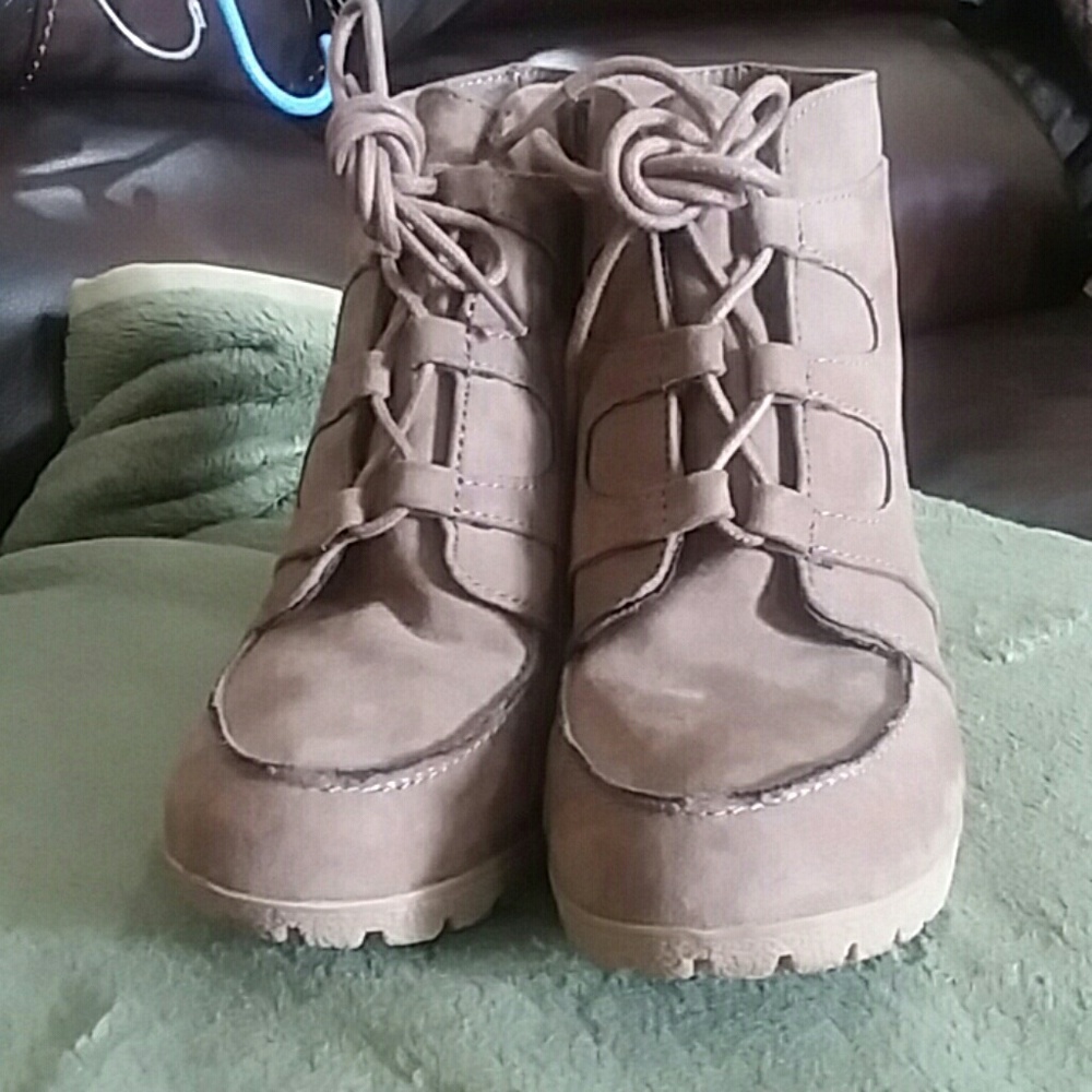 Maurices booties